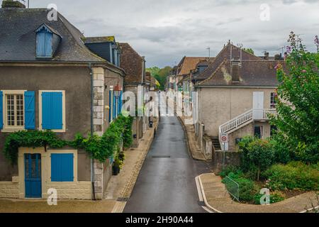 Belle strade di Navarrenx. Francia ottobre 2021 Foto Stock