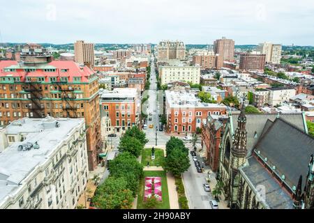 Baltimora, Maryland, Stati Uniti d'America – 7 settembre 2016. Vista su Baltimora, MD, dal Washington Monument. Vista verso nord, con lavatrice Foto Stock