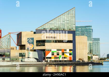 Baltimora, Maryland, Stati Uniti d'America – 6 settembre 2016. National Aquarium edificio a Baltimora, MD. Vista esterna sul porto su una Foto Stock