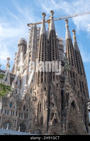 Barcellona, Spagna - 5 novembre 2021: La Basilica de la Sagrada Familia, conosciuta anche come Sagrada Familia, Editoriale illustrativo. Foto Stock