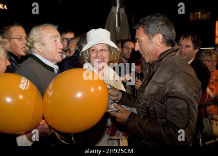 Vienna, Austria. Settembre 23, 2008. Campagna elettorale con (R) Jörg Haider ( 26 gennaio 1950, † 11 ottobre 2008) Foto Stock