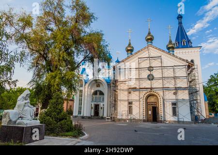 Santa Resurrezione Cattedrale ortodossa russa a Bishkek, Kirghizistan Foto Stock