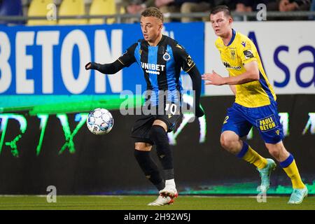 SINT TRUIDEN, BELGIO - OTTOBRE 30: Noa Lang del Club Brugge durante la partita della Jupiler Pro League tra Sint-Truidense VV e Club Brugge KV a Stayen il 30 Ottobre 2021 a Sint Truiden, Belgio (Foto di Joris Verwijst/Orange Pictures) Foto Stock