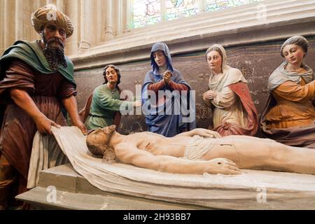 La sepoltura di Gesù, scultura del XVI secolo di Froc-Robert, Cattedrale di Quimper, departamento di Finistere, regione della Bretagna, Francia Foto Stock