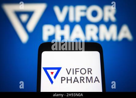 Ucraina. 03 dicembre 2021. In questa figura, il logo Vifor Pharma AG viene visualizzato sullo schermo dello smartphone. Credit: SOPA Images Limited/Alamy Live News Foto Stock