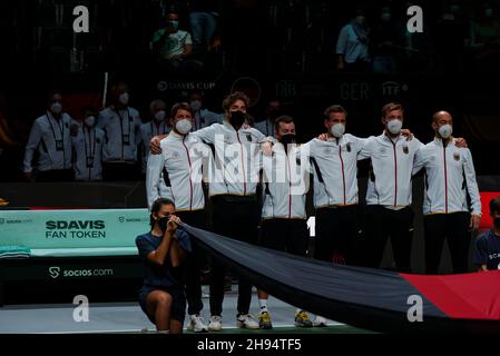 Madrid Arena, Casa de campo, Madrid, Spagna. 4 dicembre 2021. Davis Cup Tennis semifinali: GERMANIA / RUSSIA TENNIS FEDERAZIONE - singoli - Dominik Koepfer (DEU) / Andrey Rublev (RTF). Germania. Madrid Arena, Casa de campo, Madrid, Spagna. Credit: EnriquePSans/Alamy Live News Foto Stock