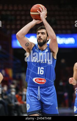 29 novembre 2021, Assago, Milano, Italia: Amadeo Tessitori (Italia) in azione durante la seconda giornata del Qualifier europeo della FIBA Basketball World Cup.(Punteggio finale: Italia - Paesi Bassi 75-73) (Credit Image: © Davide di Lalla/Pacific Press via ZUMA Press Wire) Foto Stock