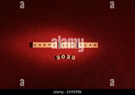Felice anno nuovo 2022. Testo su blocchi di legno Foto Stock