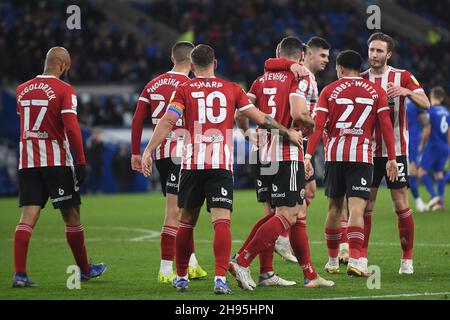 Cardiff, Regno Unito. 4 dicembre 2021. Sheffield United festeggia il terzo obiettivo di raggiungere il 1C3 a Cardiff, Regno Unito, il 12/4/2021. (Foto di Mike Jones/News Images/Sipa USA) Credit: Sipa USA/Alamy Live News Foto Stock