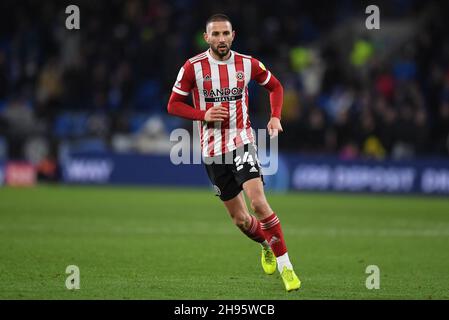 Cardiff, Regno Unito. 4 dicembre 2021. Conor Hourihane #24 di Sheffield United durante la partita a Cardiff, Regno Unito, il 12/4/2021. (Foto di Mike Jones/News Images/Sipa USA) Credit: Sipa USA/Alamy Live News Foto Stock