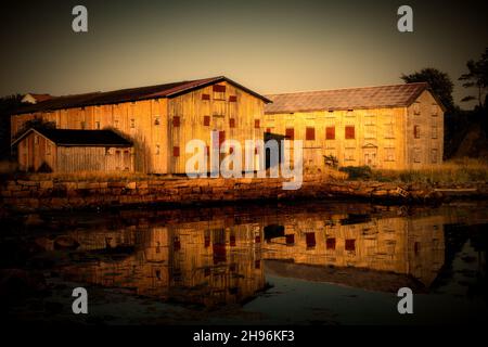 un vecchio magazzino a kungshamn Foto Stock