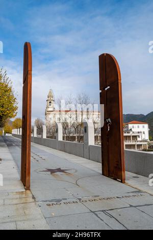 São Bento da porta Aberta. Il culto ebbe origine con la costruzione di una piccola Cappella nell'anno 1614. Il secondo santuario più visitato del Portogallo. Foto Stock