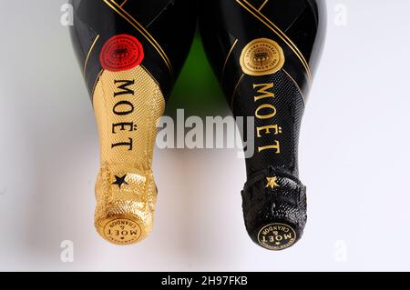 Bottiglia di champagne Moet and Chandon Brut Imperial, vino frizzante Foto Stock