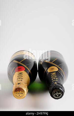 Bottiglia di champagne Moet and Chandon Brut Imperial, vino frizzante Foto Stock