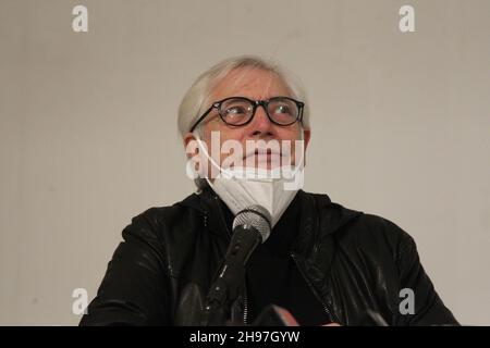 Casoria, Napoli, Italia. 3 dicembre 2021. CAM-ON Award assegnato al cantante Nino D'Angelo dal CAM MUSEUM di Casoria.in foto Nino D'Angelo, cantante (Credit Image: © Salvatore Esposito/Pacific Press via ZUMA Press Wire) Foto Stock