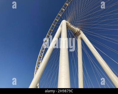 Emirati Arabi Uniti, Dubai - 30 novembre 2021: Ruota Ain ferris in bluewaters isola Foto Stock