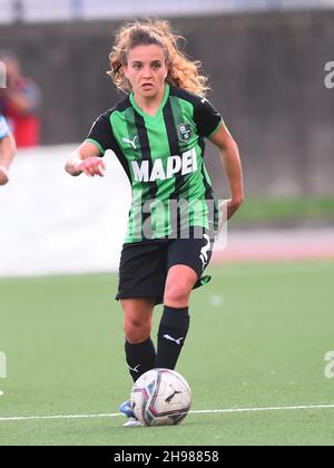 Cercola, Italia. 13 Nov 2021. Cercola, Italia 13.11.2021 Davina Philtjens durante il gioco la partita Napoli Femminile e US. Sassuolo allo Stadio Comunale 'Arena' Giuseppe piccolo risultati finali 0-1 (Credit Image: © Agostino Gemito/Pacific Press via ZUMA Press Wire) Foto Stock