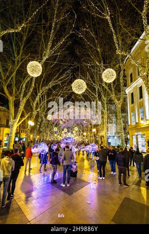 Il nuovo anno le celebrazioni del Passeig del Born in Palma di Mallorca, Spagna Foto Stock