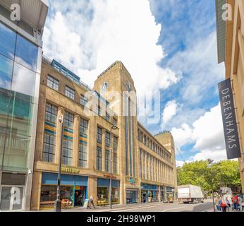 Ex edificio art deco cooperativo a Newgate st Newcastle upon Tyne UK, ora un hotel Premier Inn Foto Stock