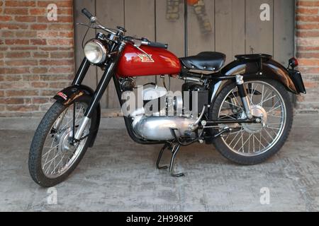 Italia, anno 2021, Moto Morini, antica moto italiana per collezionisti ed esposizioni Foto Stock