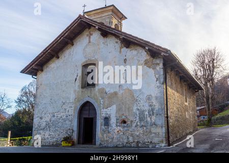 Roncola San Bernardo, Bergamo, Lombardia, Italia: Chiesa di San Defendente Foto Stock