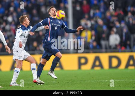 Genova, Italia. 05 dicembre 2021. MANOLO GABBIADINI (Sampdoria) durante UC Sampdoria vs SS Lazio, Campionato italiano di calcio A partita a Genova, Italia, Dicembre 05 2021 credito: Agenzia indipendente Foto/Alamy Live News Foto Stock