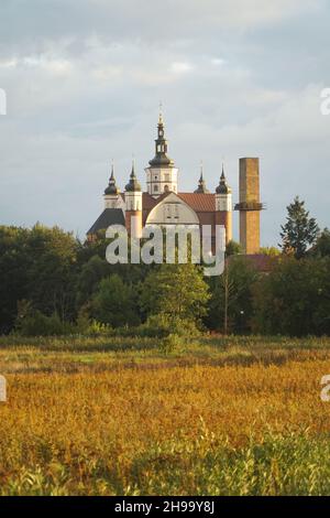 Paesaggio di Podlachia con il Monastero dell'Annunciazione a Suprasl noto anche come Suprasl Lavra. Chiesa difensiva ortodossa. Il complesso monastico Foto Stock