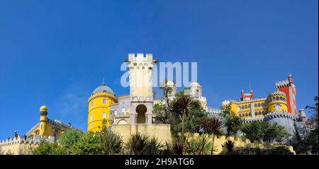 Pena Palace di Sintra, patrimonio mondiale dell'UNESCO, Portogallo Foto Stock