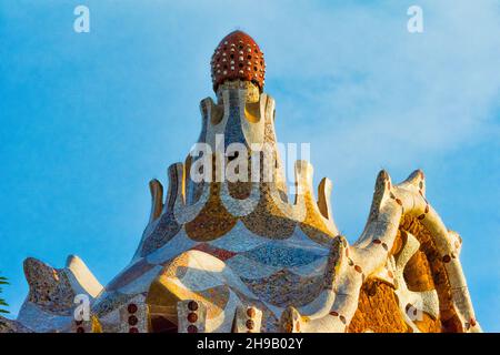 Park Guell by Gaudí, padiglione all'ingresso, Barcellona, Provincia di Barcellona, Comunità Autonoma della Catalogna, Spagna Foto Stock