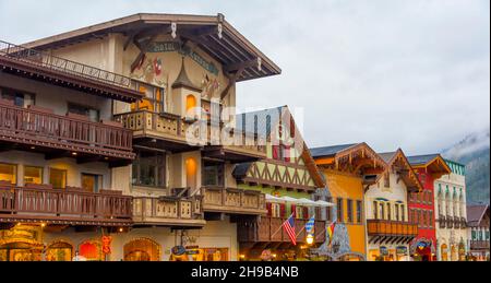 Edifici in stile tedesco, Leavenworth, Washington state, USA Foto Stock