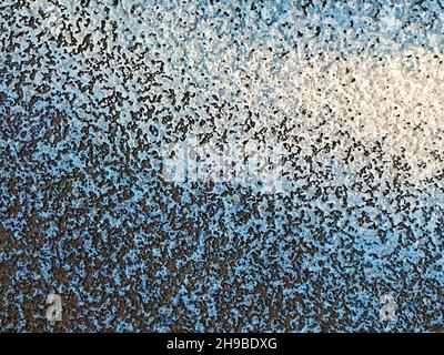 Astratto arte sfondo blu navy e nero colori. Pittura ad acquerello su tela con gradiente. Frammento di disegno su carta con motivo punteggiato. Te Foto Stock
