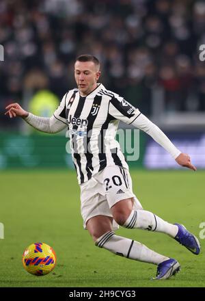 Torino, 5 dicembre 2021. Federico Bernardeschi della Juventus durante la Serie A allo Stadio Allianz di Torino. Il credito d'immagine dovrebbe essere: Jonathan Moscrop / Sportimage Foto Stock