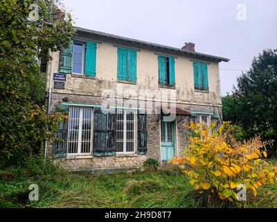 Casa di famiglia del poeta francese Arthur Rimbaud, Roche, dipartimento delle Ardenne, Francia settentrionale Foto Stock