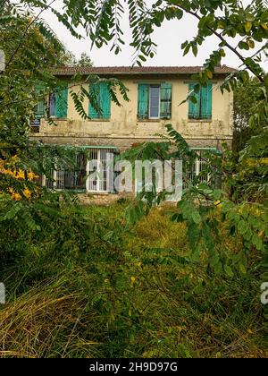 Casa di famiglia del poeta francese Arthur Rimbaud, Roche, dipartimento delle Ardenne, Francia settentrionale Foto Stock