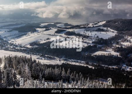 Vista invernale della valle di Dolni Morava, Repubblica Ceca Foto Stock