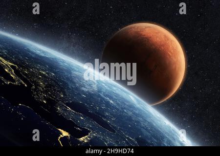 Pianeta terra blu con le luci delle città notturne, vista dallo spazio. Pianeta rosso Marte nel cielo stellato. Due pianeti nello spazio esterno. Viaggio dalla Terra a ma Foto Stock