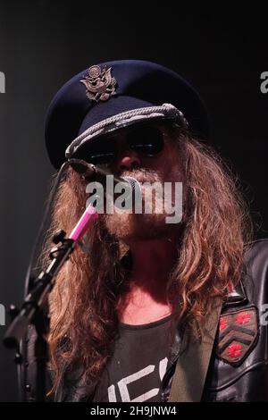 Julian Cope si esibisce dal vivo sul far out Stage al Green Man Festival 2017 di Glanusk Park, Brecon Beacons, Galles. Data foto: Domenica 20 agosto 2017. Il credito fotografico dovrebbe essere: Richard Grey/EMPICS Entertainment Foto Stock