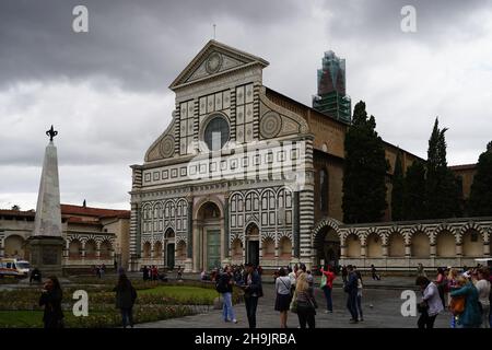 Una visione generale della chiesa domenicana di Santa Maria Novella a Firenze in Italia. Da una serie di foto di viaggio in Italia. Data foto: Lunedì 18 settembre 2017. Il credito fotografico dovrebbe essere: Richard Grey/EMPICS Entertainment Foto Stock