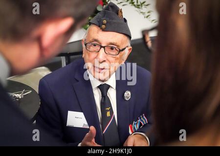 RAF Veteran Ralph Levy at Hidden Heroes, un evento che celebra il ruolo svolto da volontari ebrei nella Royal Air Force durante la seconda guerra mondiale, al RAF Museum di Londra. L'evento è parte delle celebrazioni per il centenario della RAF. Data foto: Giovedì 15 novembre 2018. Il credito fotografico dovrebbe essere: Richard Grey/EMPICS Foto Stock