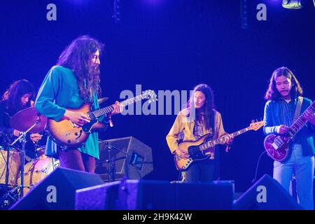 Kikagaku Moyo si esibisce al 2019 End of the Road Festival nei Larmer Tree Gardens di Dorset. Data foto: Sabato 31 agosto 2019. Il credito fotografico dovrebbe essere: Richard Grey/EMPICS Foto Stock