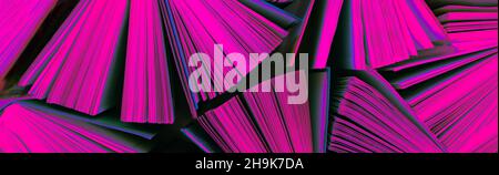 Molti stack di libri colorati in luce al neon. Vecchi libri hardback come sfondo. Torna a scuola. Foto Stock