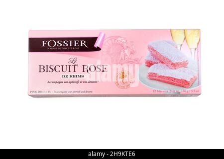 Una scatola di Fossier le Biscuit Rose de Reims isolato su uno sfondo bianco. I biscotti rosa vengono tinti con il carminio, E120, di insetti cocineali schiacciati. Foto Stock