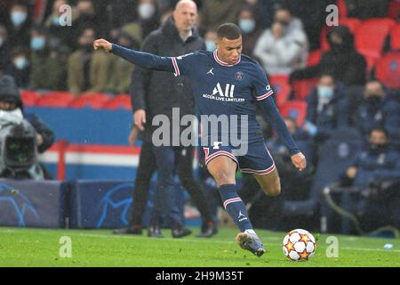 Parigi, Francia. 7 dicembre 2021. Kylian Mbappe - Champions League - Gruppo A - Paris St Germain vs Bruges in Parc des Princes a Parigi, Francia, il 7 dicembre 2021. (Foto di Lionel Urman/Sipa USA) Credit: Sipa USA/Alamy Live News Foto Stock