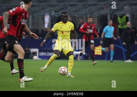 Milano, Italia. 7 dicembre 2021. Sadio Mane durante la partita di calcio AC Milan vs Liverpool, UEFA Champions League a Milano, Italia, Dicembre 07 2021 Credit: Independent Photo Agency/Alamy Live News Foto Stock