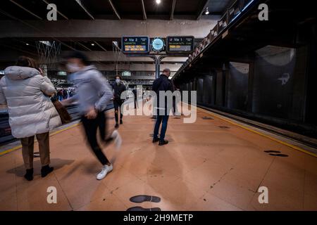 Madrid, Spagna, stazione ferroviaria di Puerta de Atocha Foto Stock