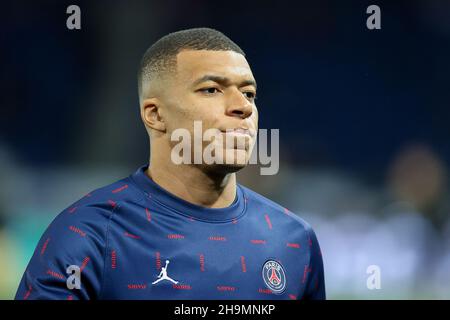 PARIJS, FRANCIA - 7 DICEMBRE: Kylian Mbappe di Parigi Saint Germain durante il Gruppo A - UEFA Champions League partita tra Parigi Saint-Germain e Club Brugge al Parc des Princes il 7 dicembre 2021 a Parijs, Francia (Foto di Herman Dingler/Orange Pictures) Foto Stock