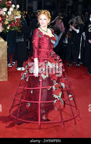 Londra, UK - 7 dicembre 2021 Haley Bennett partecipa alla prima di Cyrano a Odeon Luxe Leicester Square, London Credit: Nils Jorgensen/Alamy Live News Foto Stock