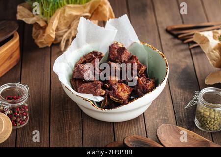 Ciotola di piccolo antipasto di costolette di agnello Foto Stock