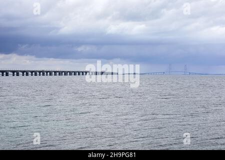 Il collegamento fisso del Grande nastro (Storebæltsbroen), collegamento fisso attraverso lo stretto del Grande nastro tra le isole danesi della Zelanda e Funen; Danimarca Foto Stock