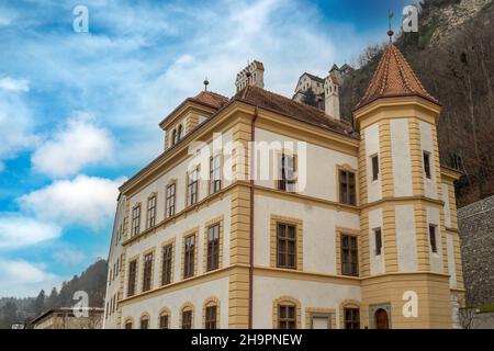 Vaduz liechtenstein municipio museo nazionale strada principale edificio vista Foto Stock